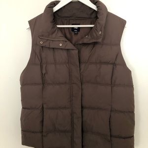 Gap Puffer Vest